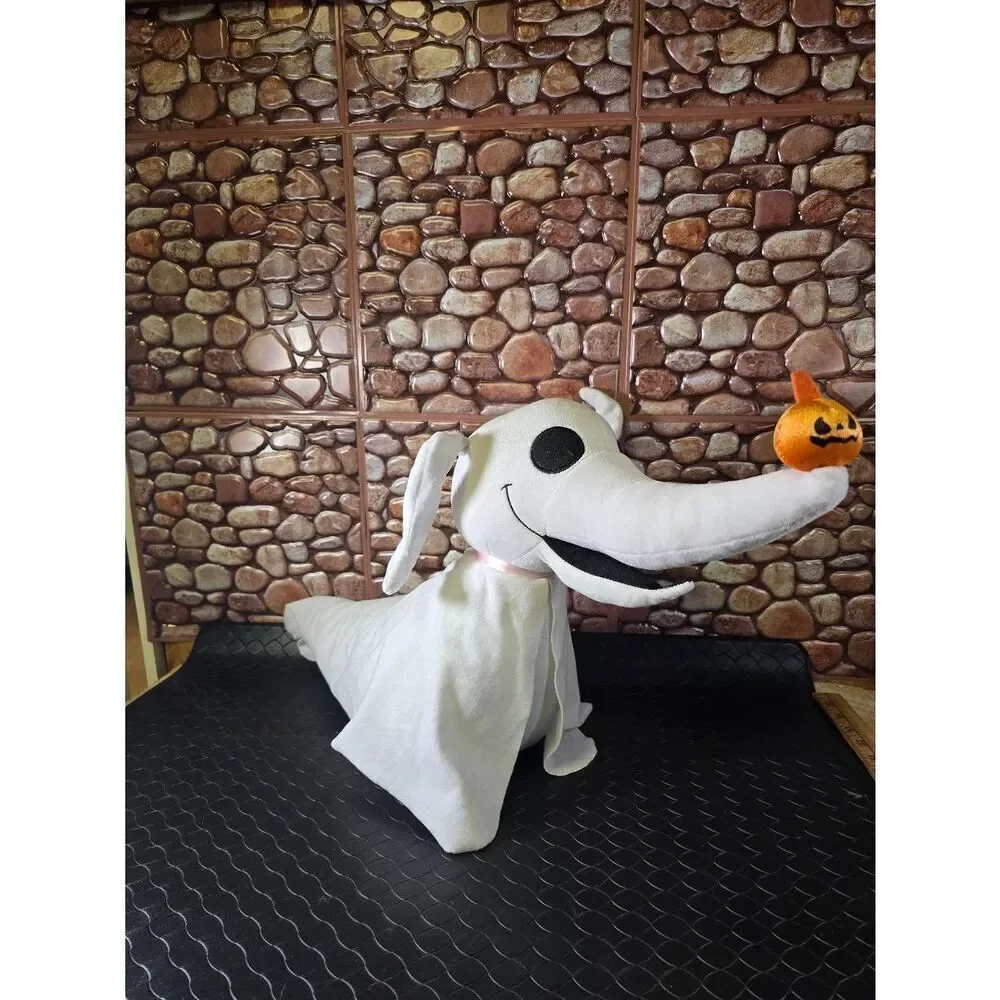 Zero Plush Door Greeter 16